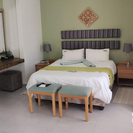 Guesthouse Terra Africa ويندهوك المظهر الخارجي الصورة
